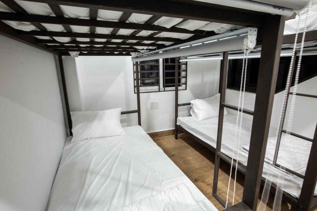 5.T Hostel Хюэ Экстерьер фото