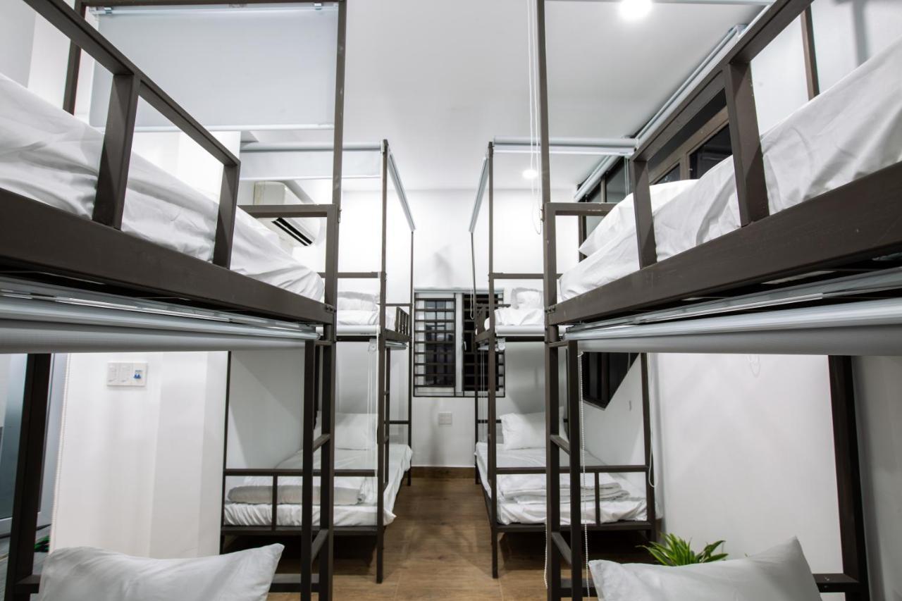 5.T Hostel Хюэ Экстерьер фото
