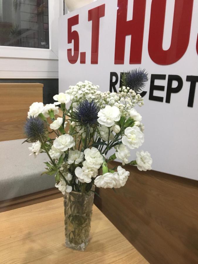 5.T Hostel Хюэ Экстерьер фото